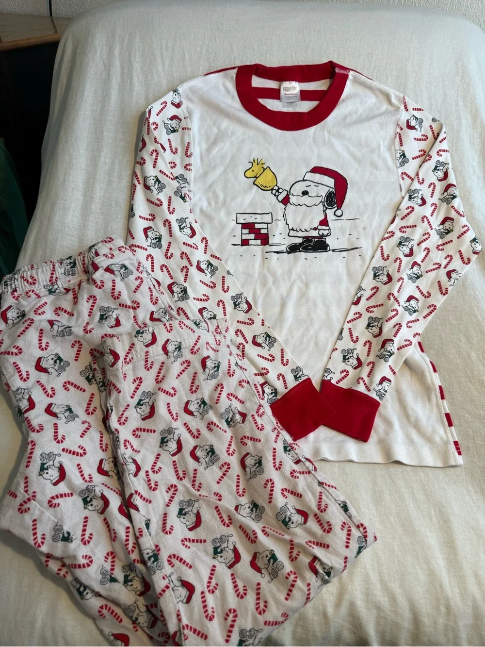 Women’s XS Hanna Anderson PJs - Peanuts Christmas collection